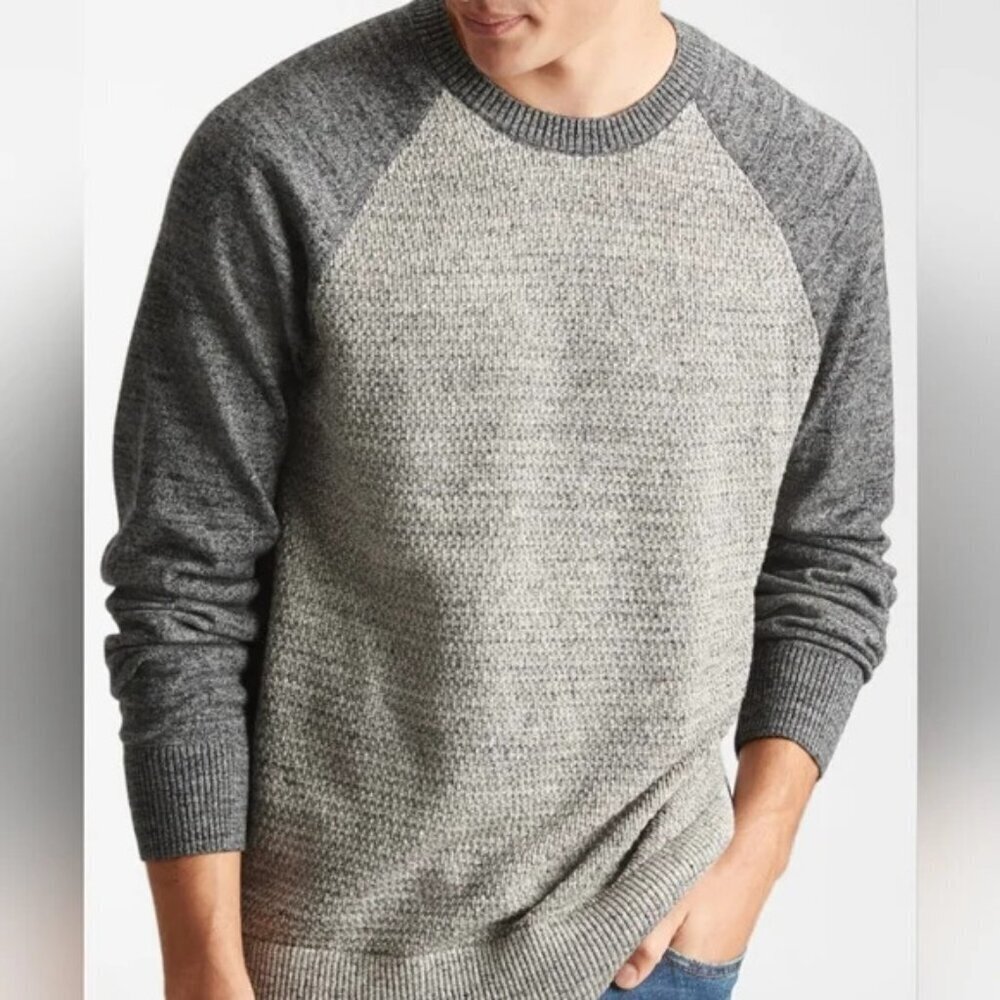 GAP Men's Raglan Crewneck Knit Sweater Shirt Large Grey Cotton Blend Cozy Casual